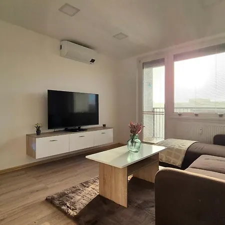 Skyview Apartment, Center Košice